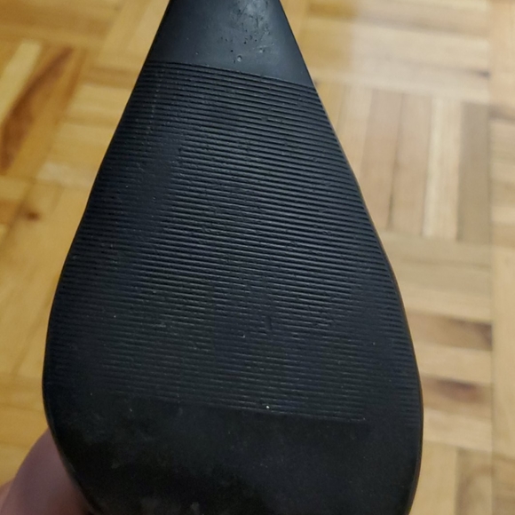 Shoes - Picture 4 of 5